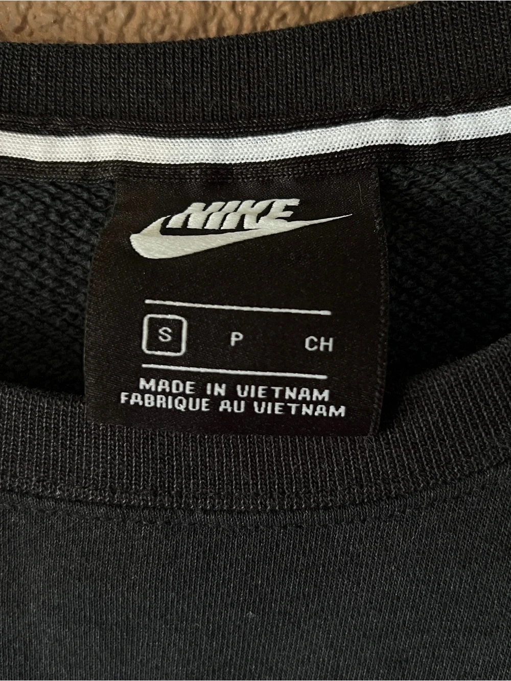 Nike Men’s Black Crewneck Sweatshirt with White Swoosh vintage